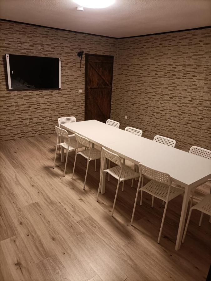 Krefeld House - 20 Min To Dus Airport & Messe Apartamento Exterior foto
